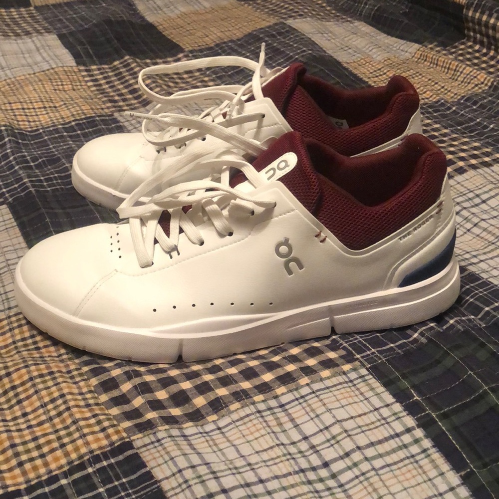 On Running Casual Shoes
